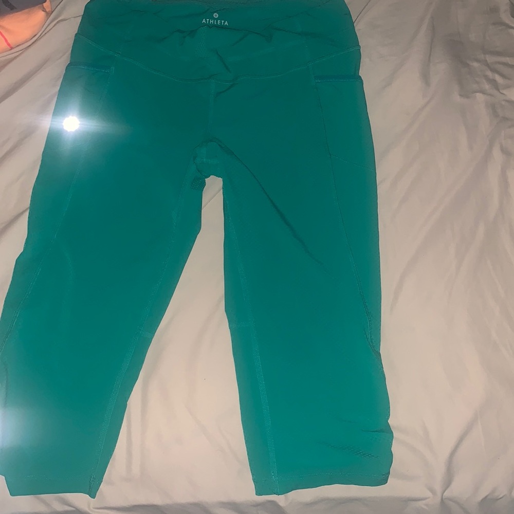 Athleta Crop Leggings